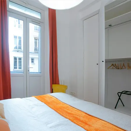 Warm 2 Bedrooms - C38 *