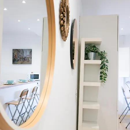 Warm 2 Bedrooms - C38 Paris