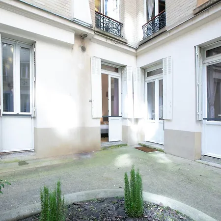 Warm 2 Bedrooms - C38